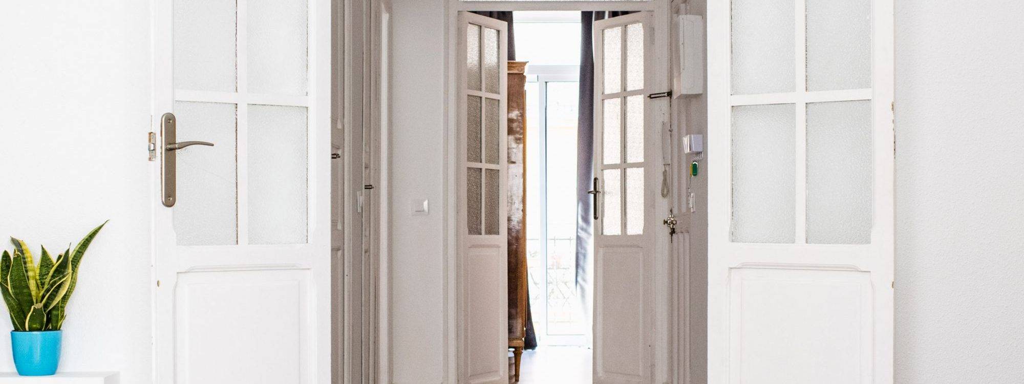 Porte intérieure : comment allier esthétique et isolation phonique ? Mulhouse